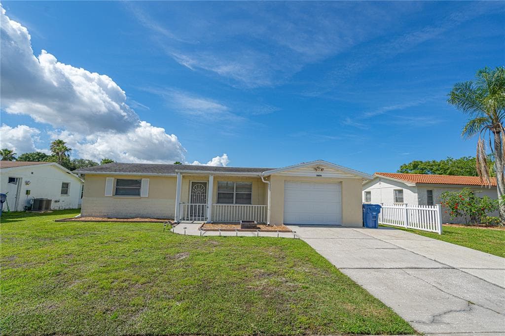3054 PINON DRIVE HOLIDAY, FL 34691