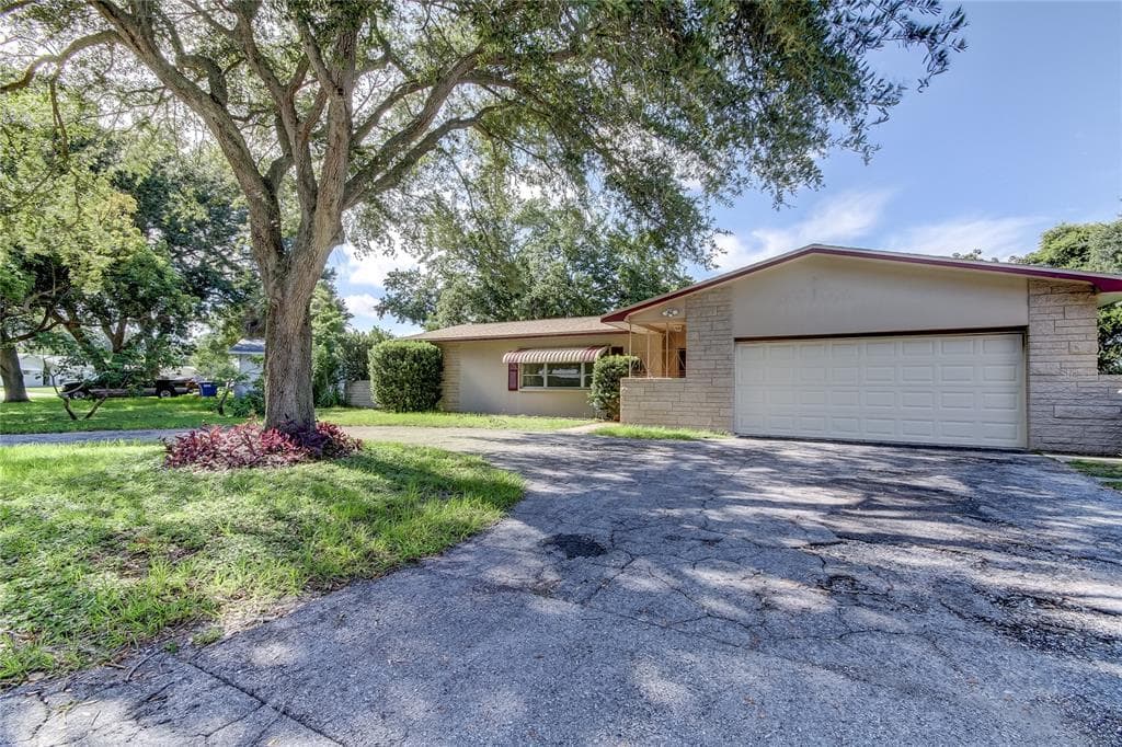 2198 CAMPUS DRIVE