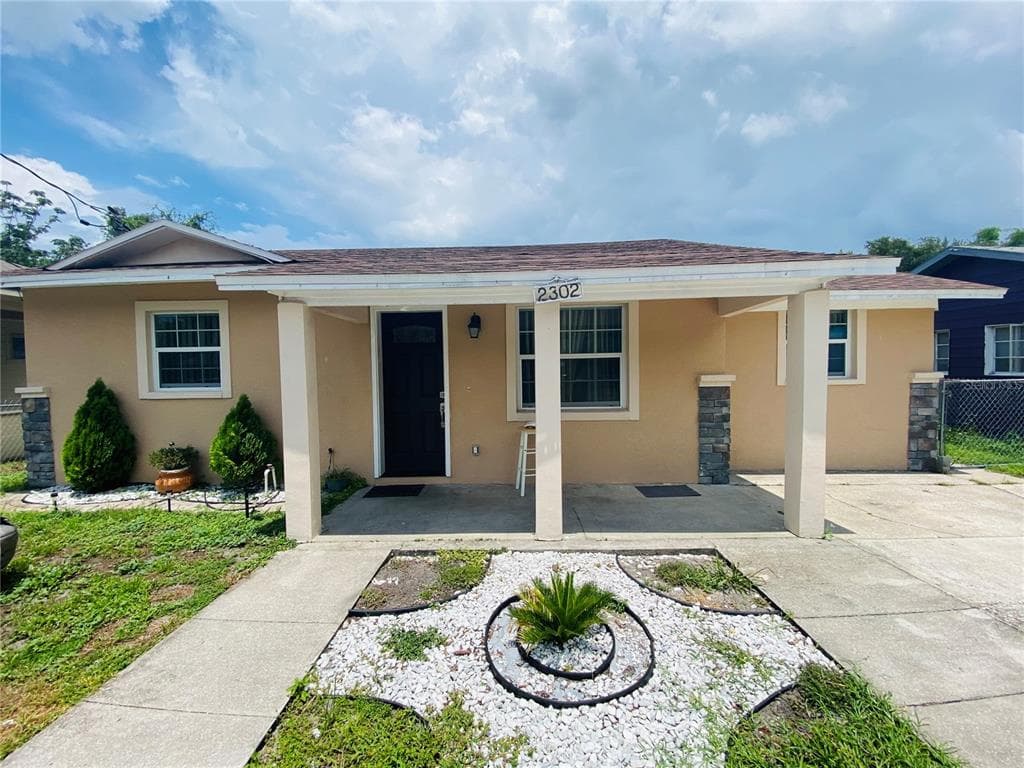 2302 WEBER STREET LAKELAND, FL 33801
