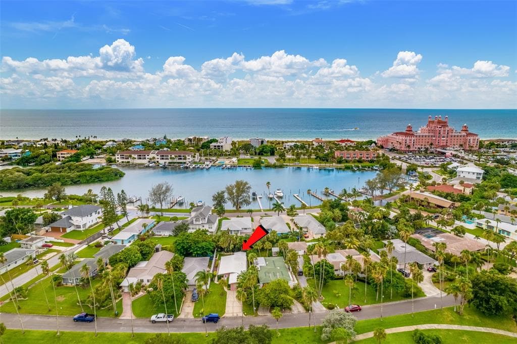 3208 W DEBAZAN AVENUE ST PETE BEACH, FL 33706