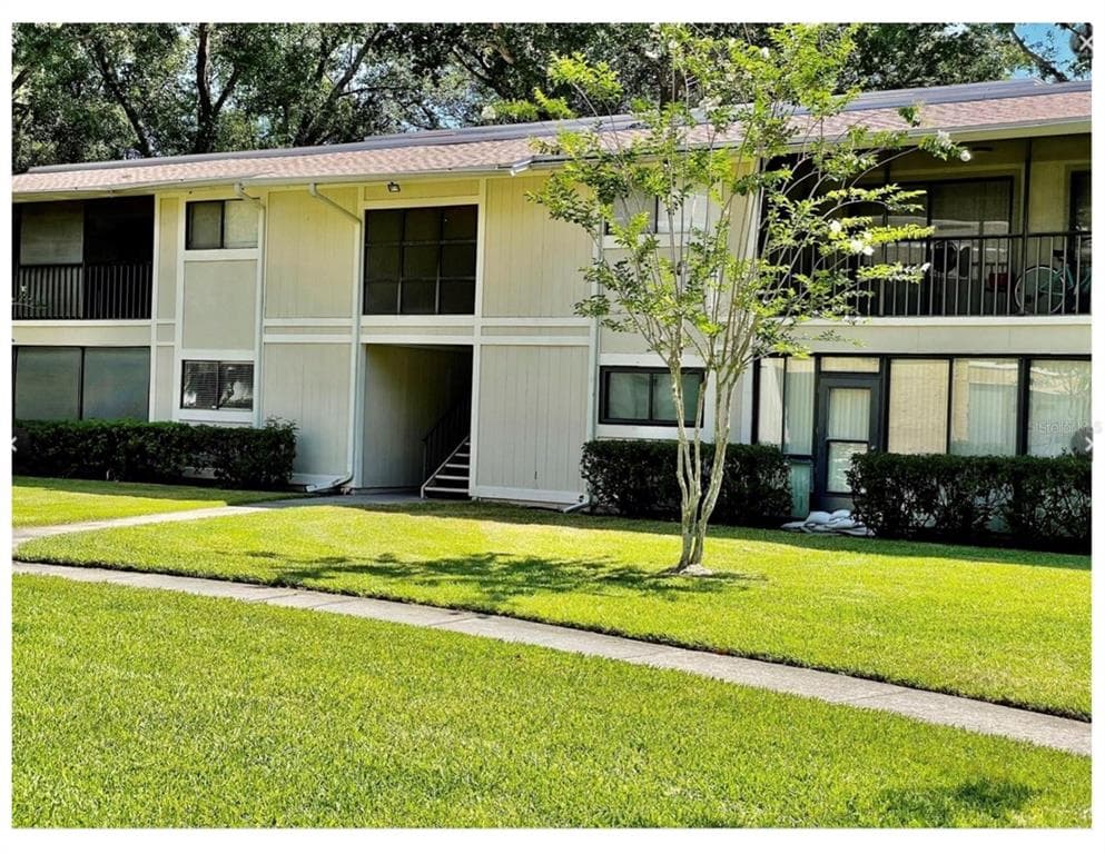6012 LAKETREE LANE UNIT C TEMPLE TERRACE, FL 33617