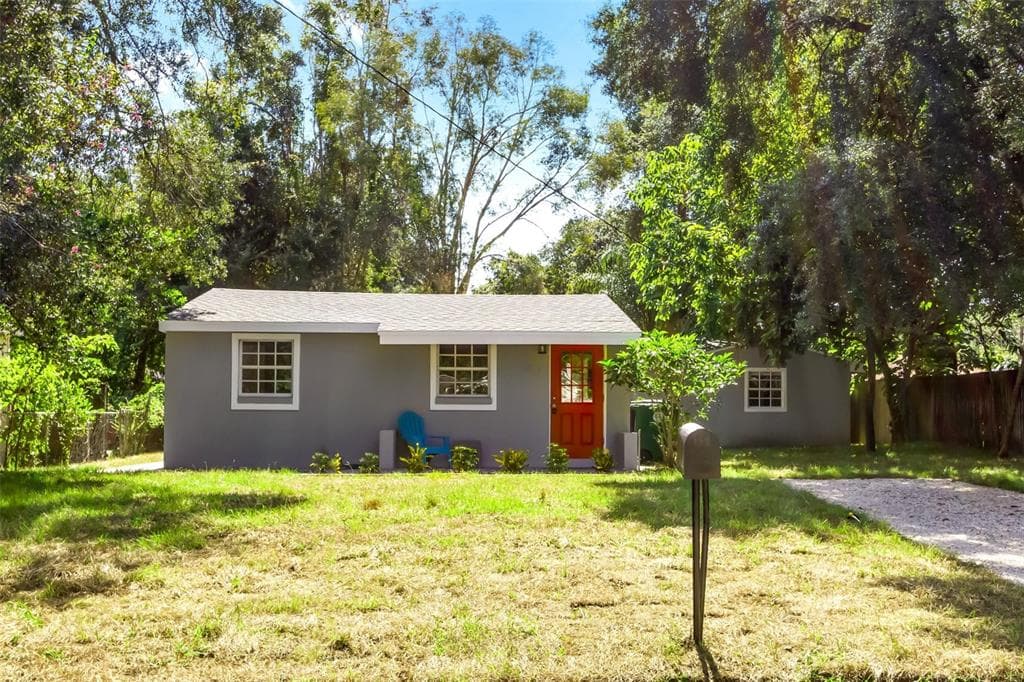7313 N DARTMOUTH AVENUE TAMPA, FL 33604