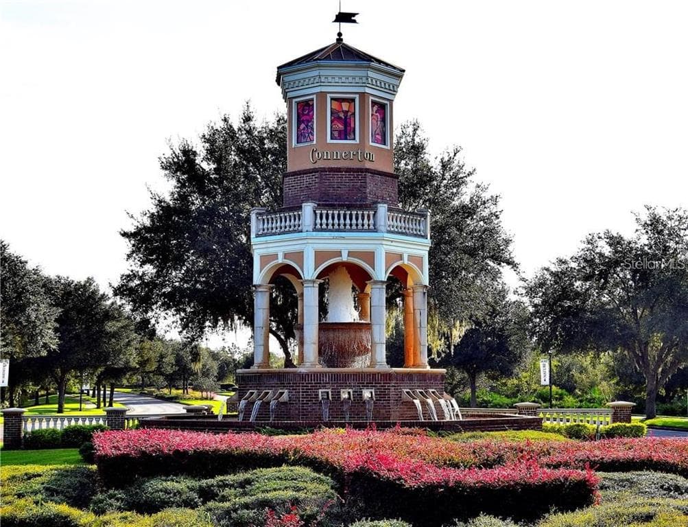 8346 LAGERFELD DRIVE LAND O LAKES, FL 34637