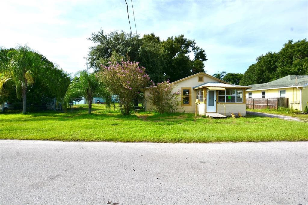 2415 LINSEY STREET TAMPA, FL 33605