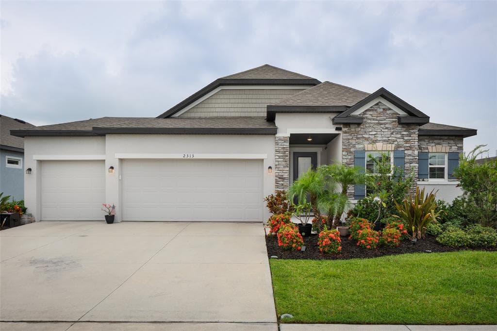 2313 MIZNER BAY AVENUE BRADENTON, FL 34208