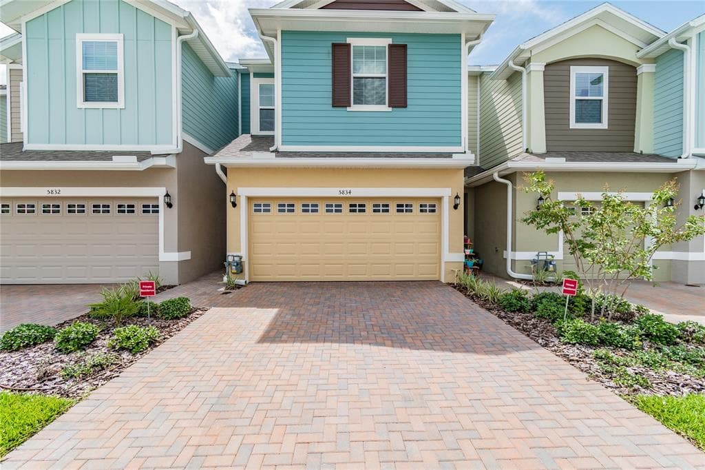5834 SPOTTED HARRIER WAY LITHIA, FL 33547