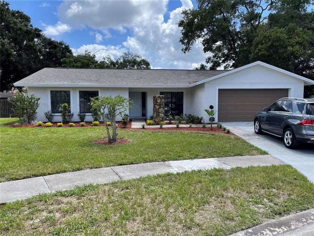 24014 TURTLEROCK COURT LUTZ, FL 33559