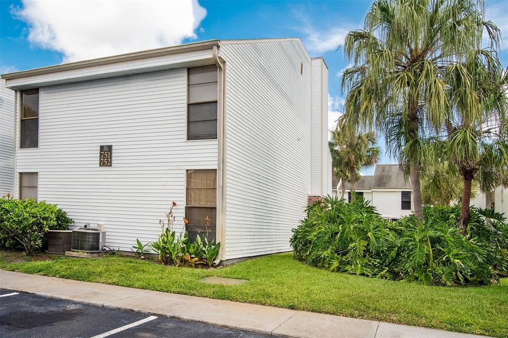 751 HAVEN PLACE UNIT 751 TARPON SPRINGS, FL 34689