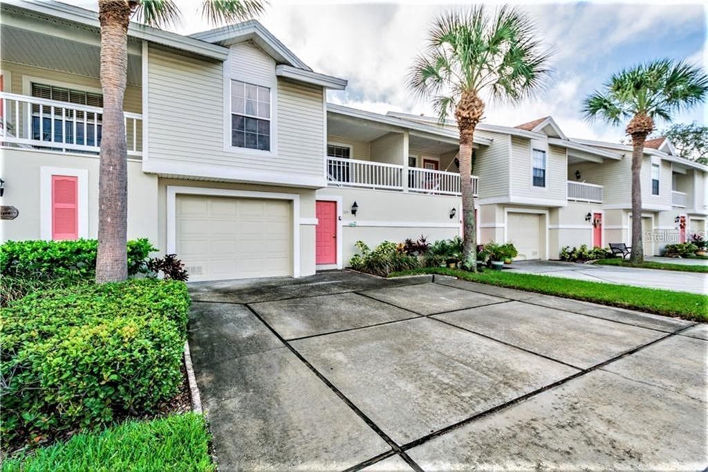 225 SUN VISTA COURT N TREASURE ISLAND, FL 33706