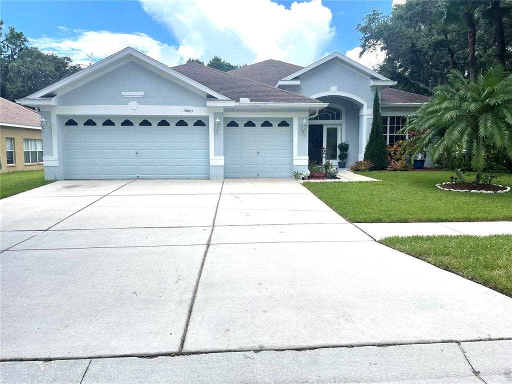 10801 MOSS ISLAND DRIVE RIVERVIEW, FL 33569