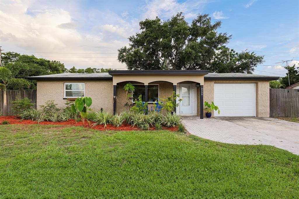 3730 BEACON SQUARE DRIVE HOLIDAY, FL 34691