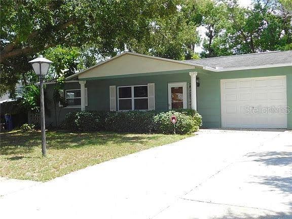 10872 FREEDOM BOULEVARD SEMINOLE, FL 33772