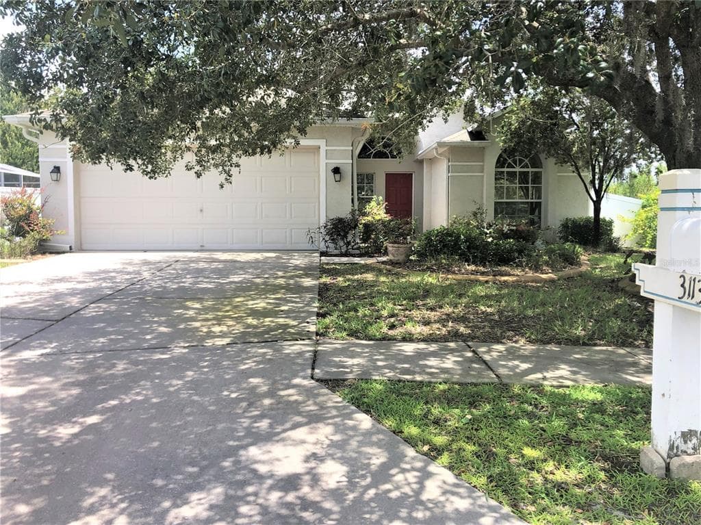 31138 HARTHORN COURT WESLEY CHAPEL, FL 33543