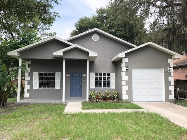 8414 N GREENWOOD AVENUE TAMPA, FL 33617