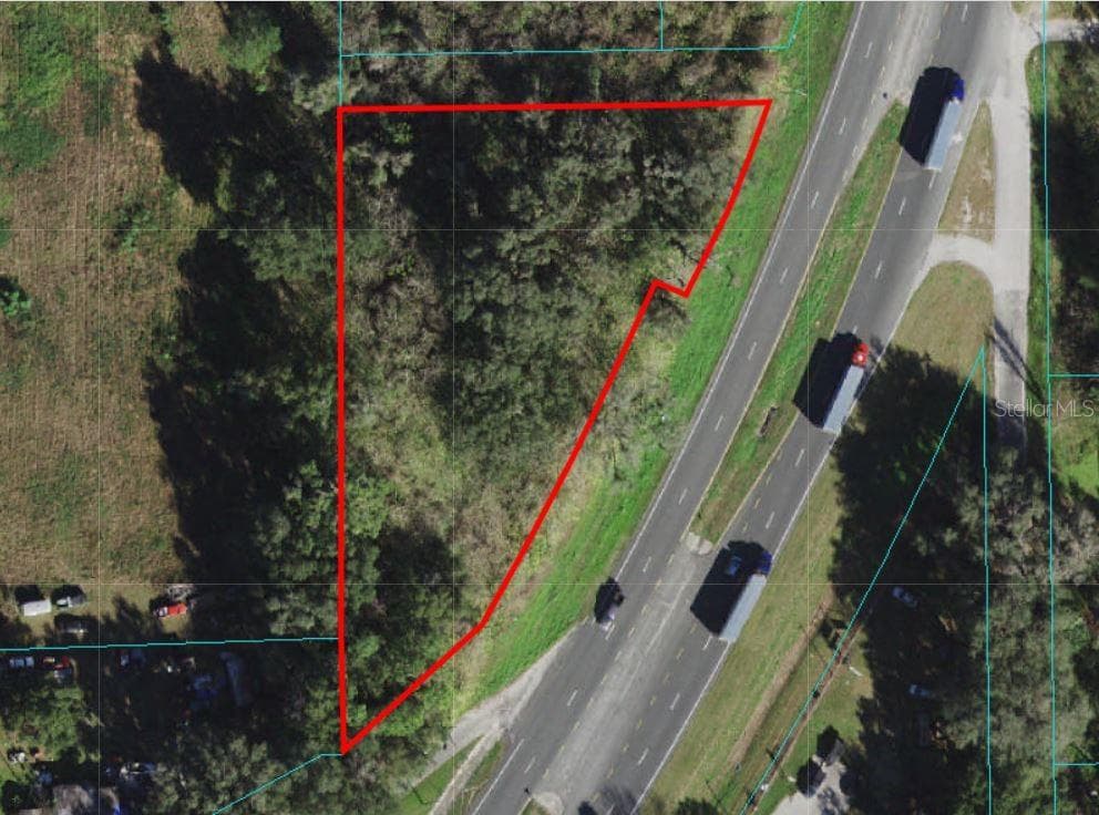 17862 N US HIGHWAY 301 CITRA, FL 32113
