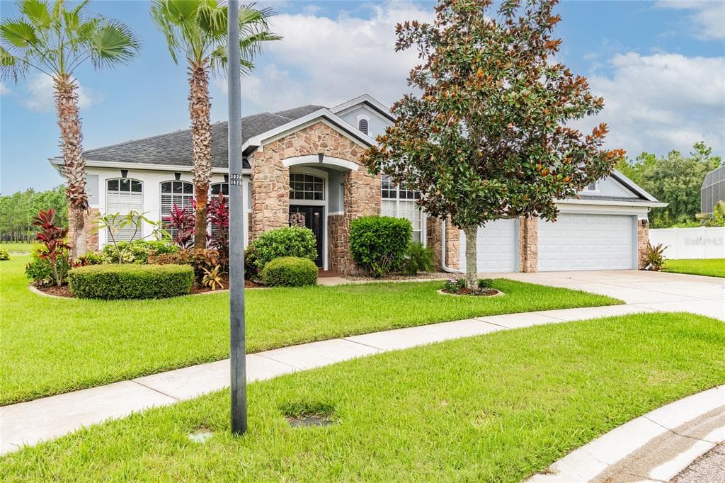 11721 NEWBERRY GROVE LOOP RIVERVIEW, FL 33579