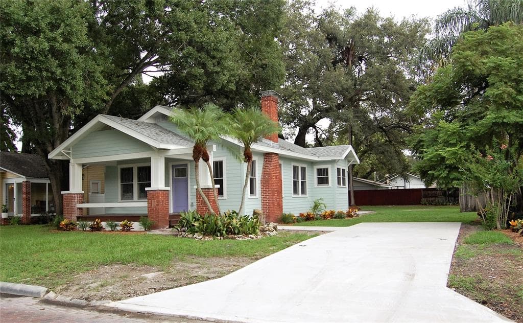 705 W KENTUCKY AVENUE TAMPA, FL 33603