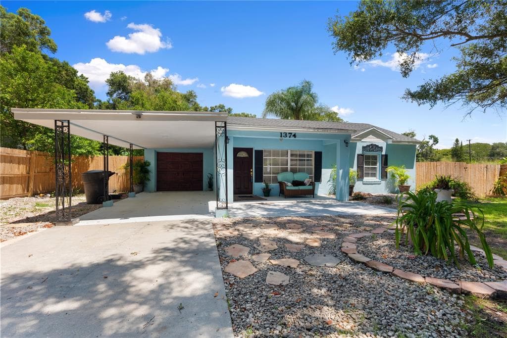 1374 ADMIRAL WOODSON LANE CLEARWATER, FL 33755