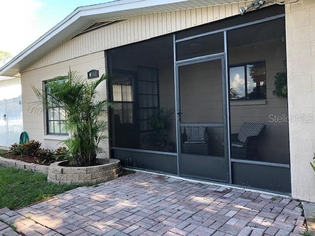 4512 W HENRY AVENUE TAMPA, FL 33614