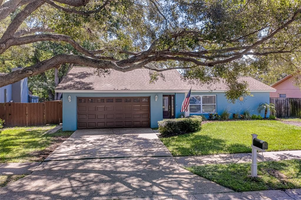 10867 117TH STREET SEMINOLE, FL 33778