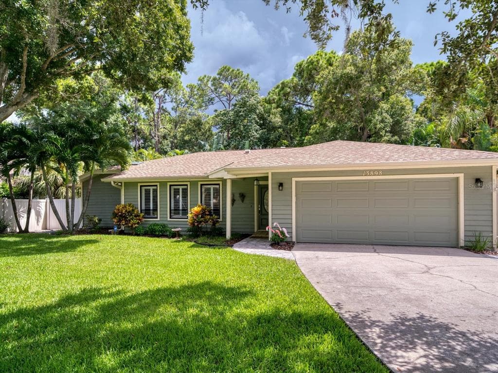 13898 76TH TERRACE SEMINOLE, FL 33776