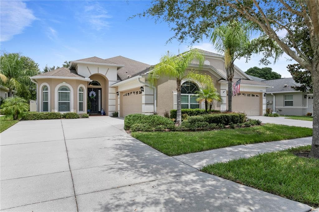 20757 AMANDA OAK COURT LAND O LAKES, FL 34638