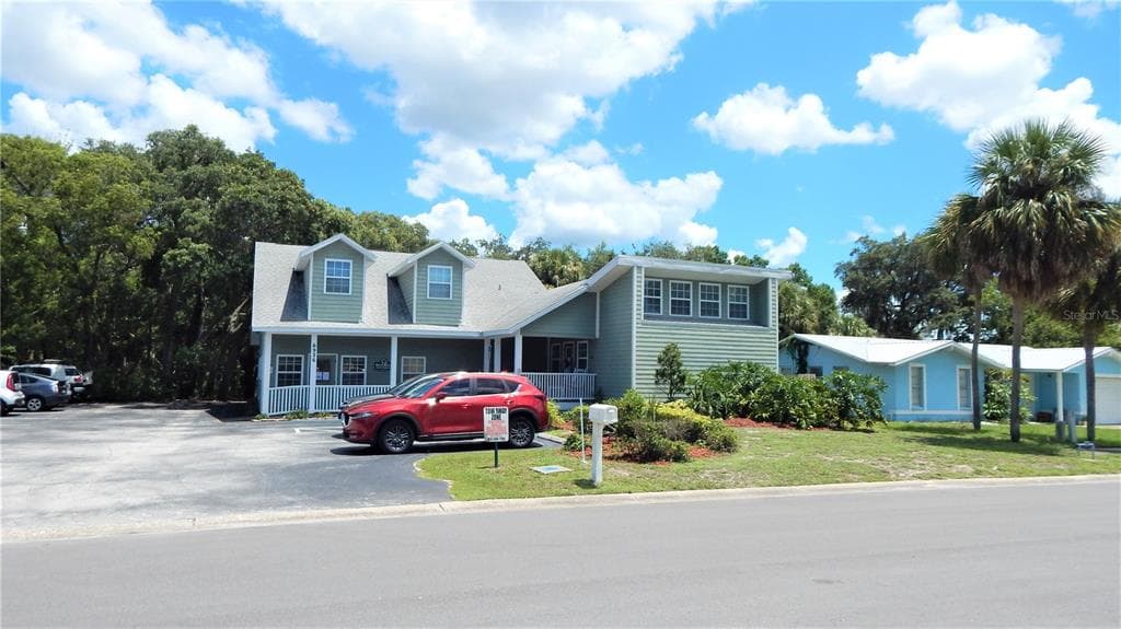 6926 HILLS DRIVE NEW PORT RICHEY, FL 34653