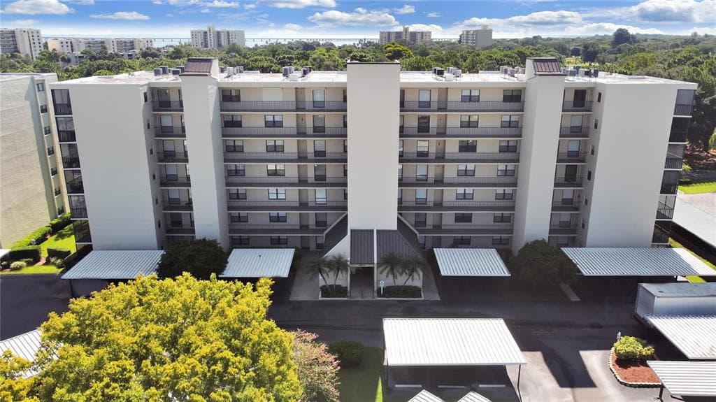 2800 COVE CAY DRIVE UNIT 5E