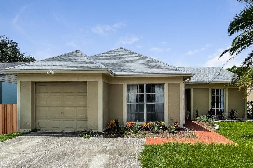 8920 CAMINO VILLA BOULEVARD TAMPA, FL 33635