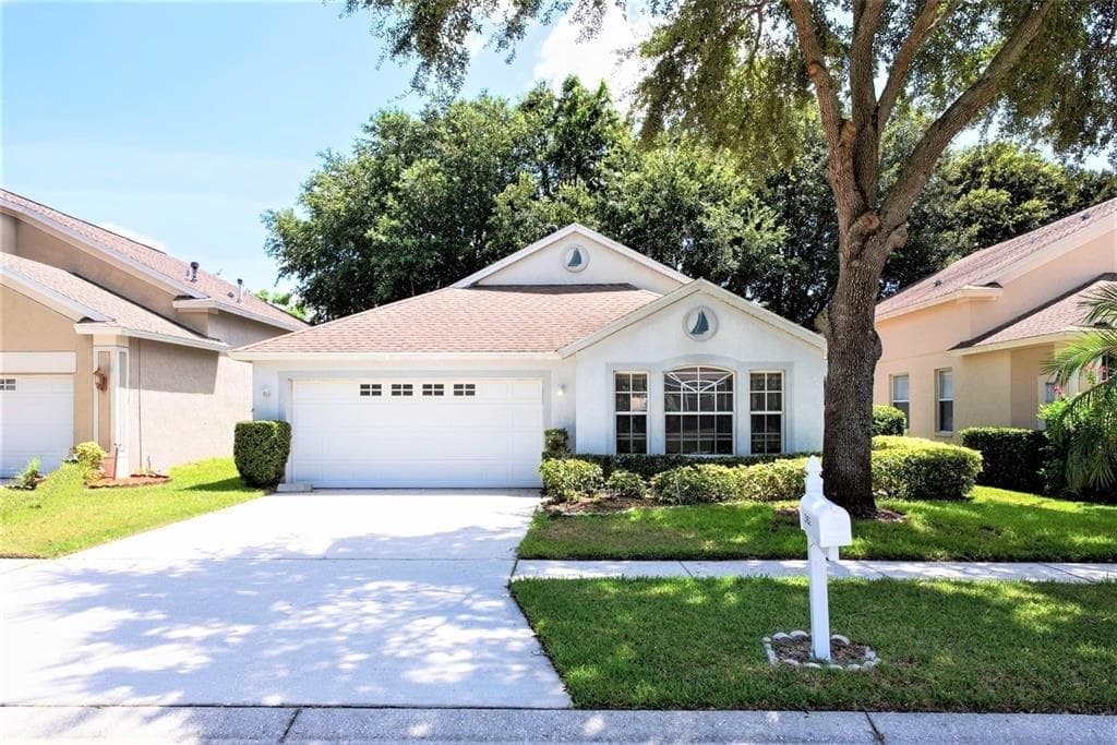 2162 BRANDON PARK CIRCLE BRANDON, FL 33510