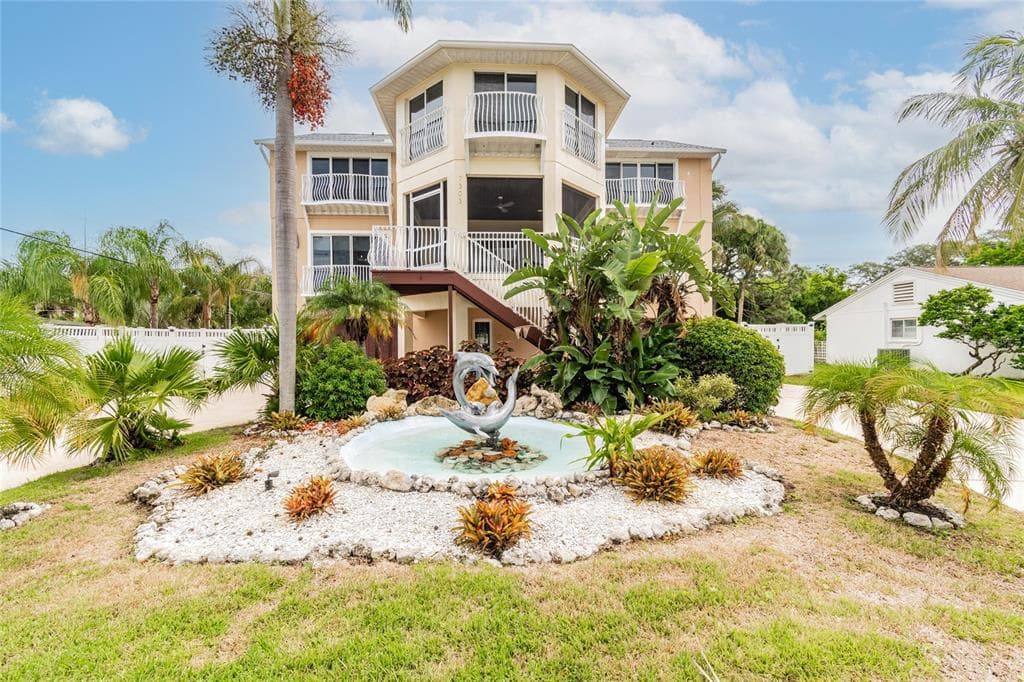 7303 WESTMORELAND DRIVE SARASOTA, FL 34243