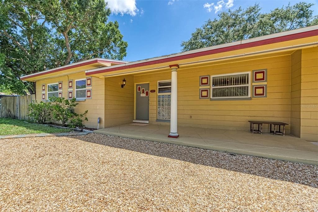 2702 45TH STREET S GULFPORT, FL 33711