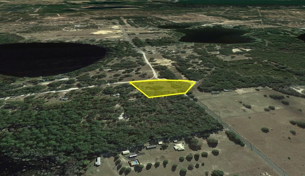 SE 100TH LANE OCKLAWAHA, FL 32179