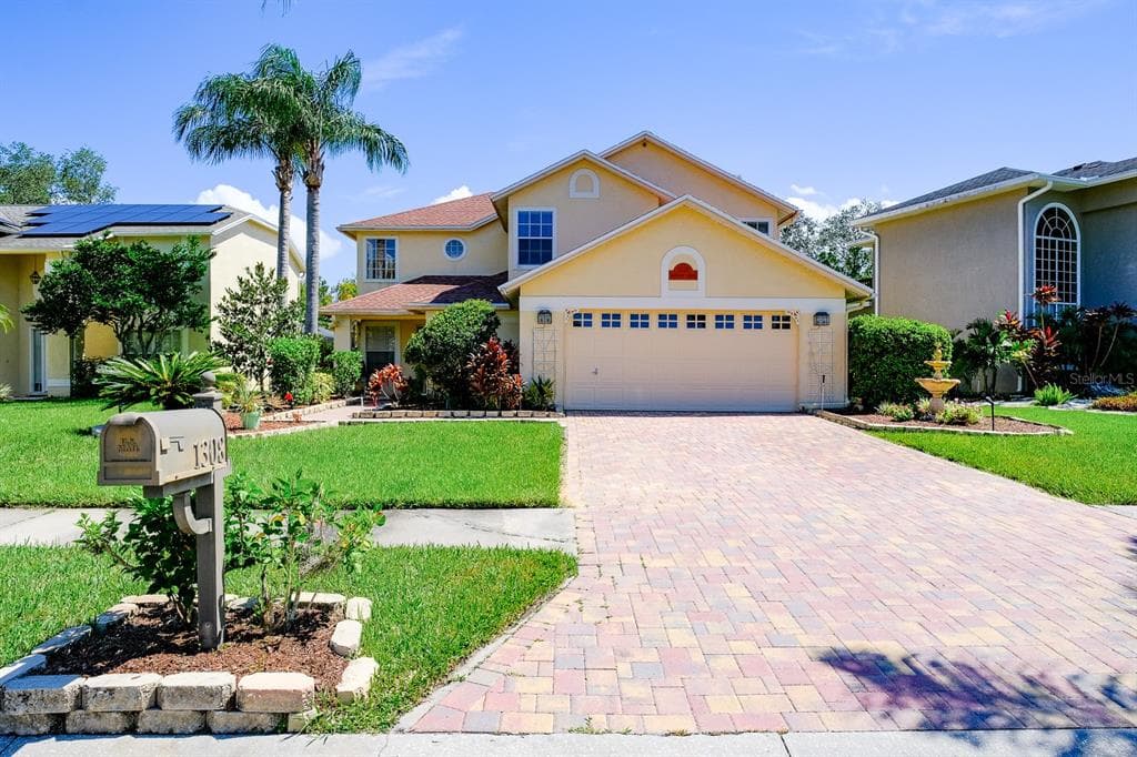 1308 WOODCREST AVENUE S SAFETY HARBOR, FL 34695