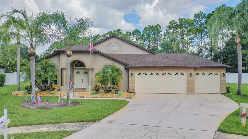 1525 GREY EAGLE COURT