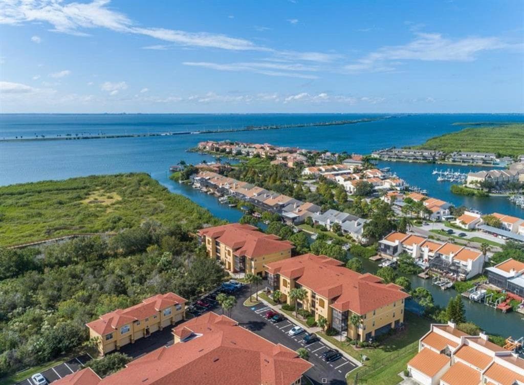 4333 BAYSIDE VILLAGE DRIVE UNIT 318 TAMPA, FL 33615