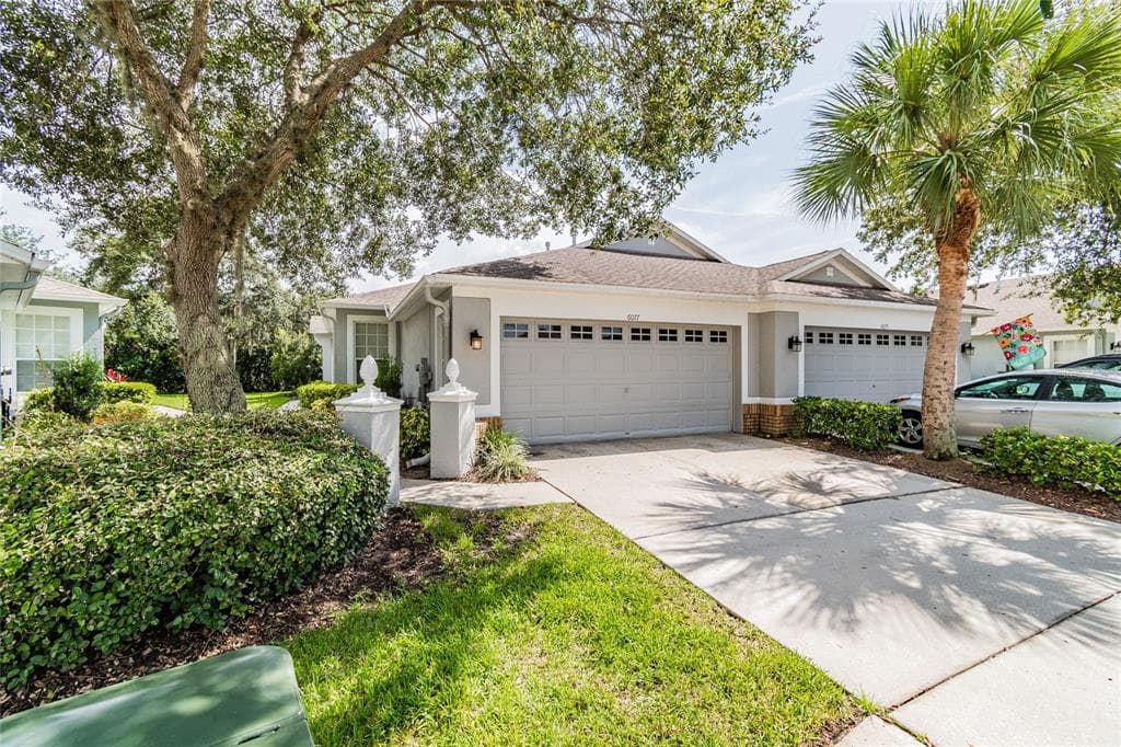 6077 SANDHILL RIDGE DRIVE LITHIA, FL 33547