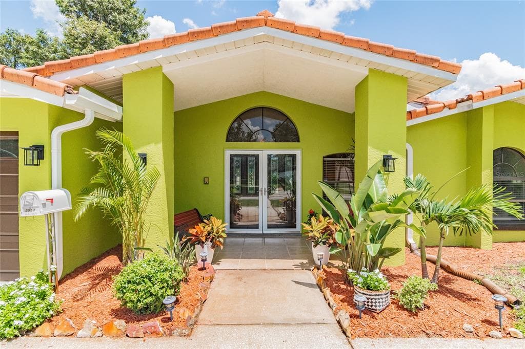 5953 36TH AVENUE N ST PETERSBURG, FL 33710