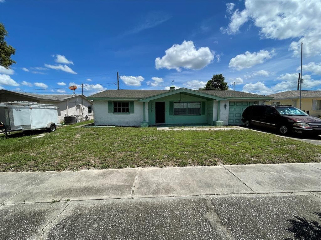 1052 RUSHMORE DRIVE HOLIDAY, FL 34690