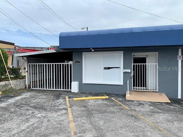 8307 W HILLSBOROUGH AVENUE UNIT B TAMPA, FL 33615