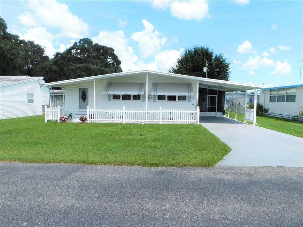 5346 BETTY STREET ZEPHYRHILLS, FL 33542