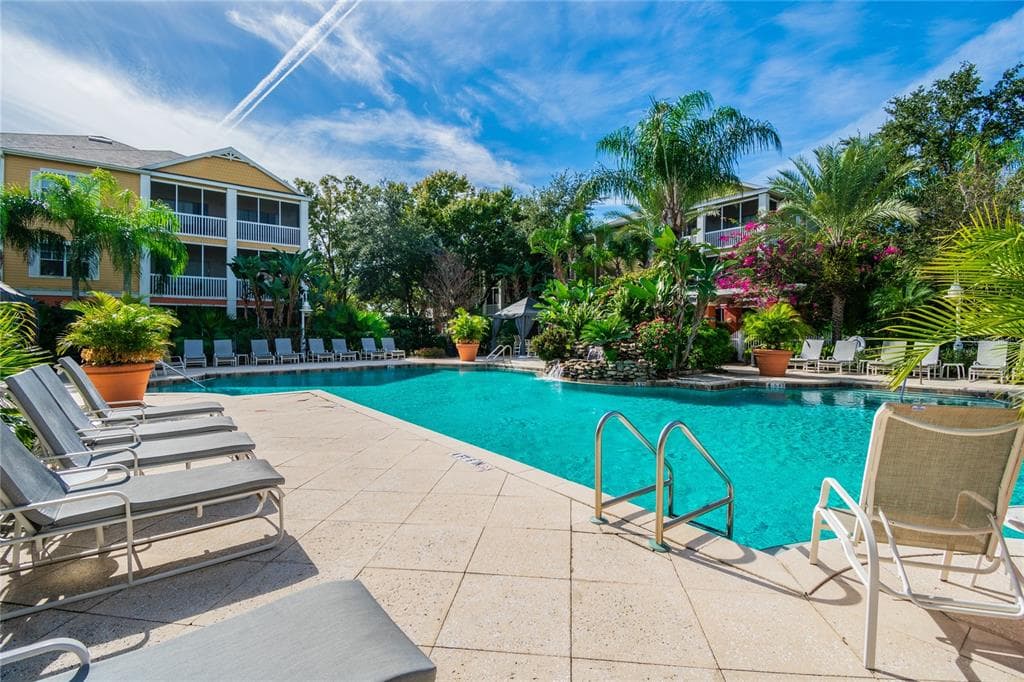 4207 S DALE MABRY HIGHWAY UNIT 2102 TAMPA, FL 33611