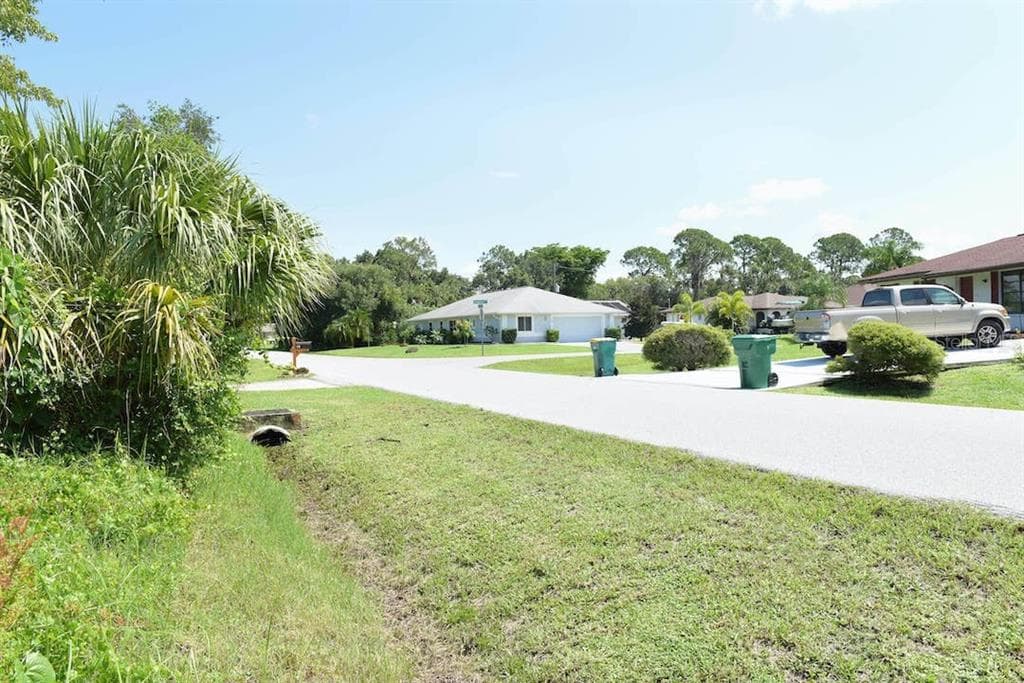 432 CICERO STREET NW PORT CHARLOTTE, FL 33948
