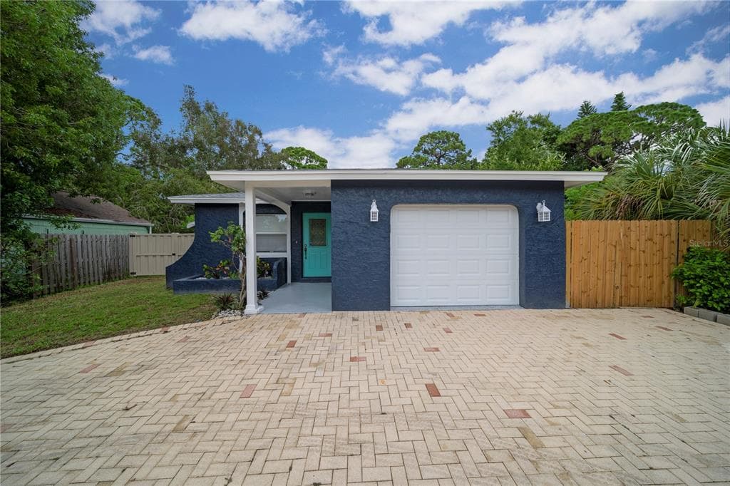 5869 27TH AVENUE S GULFPORT, FL 33707