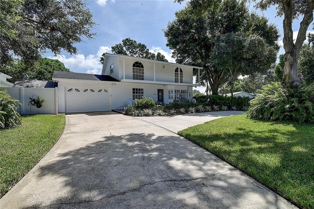 8001 124TH STREET SEMINOLE, FL 33772