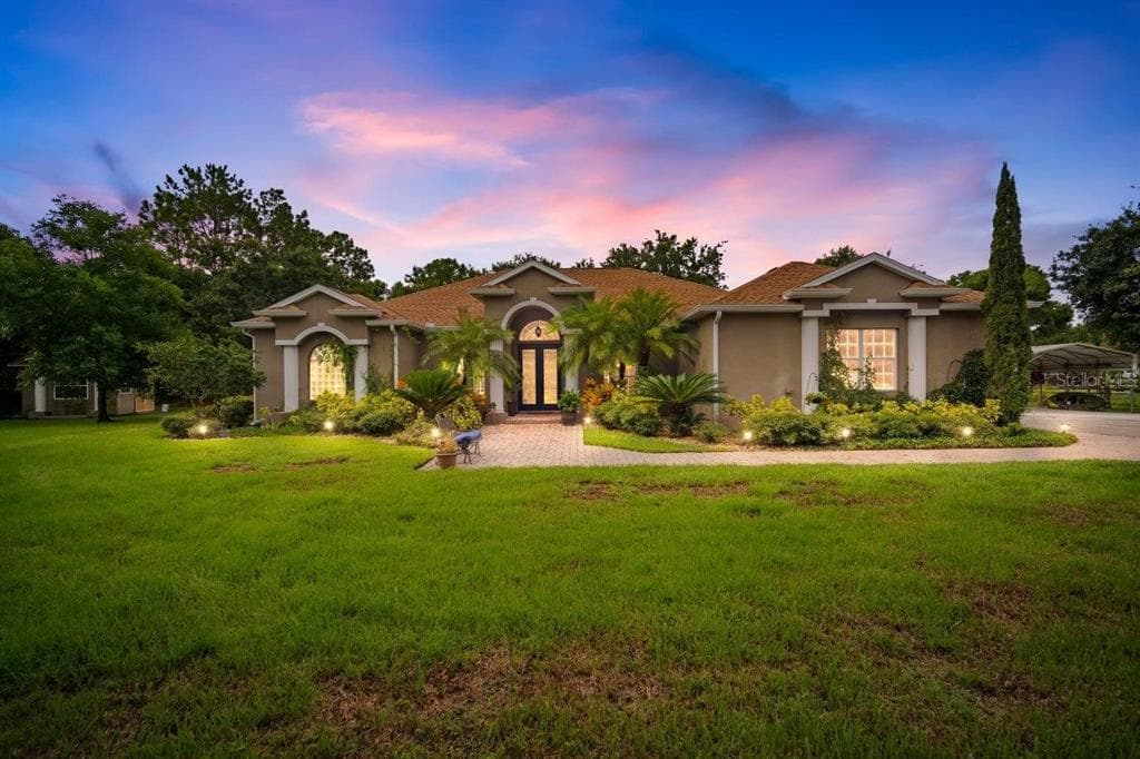 1008 SILVER SPURS CIRCLE WIMAUMA, FL 33598
