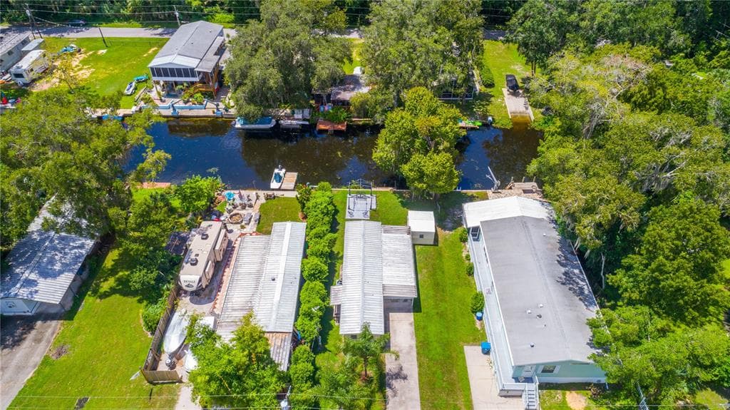 6502 W RICHARD DRIVE WEEKI WACHEE, FL 34607