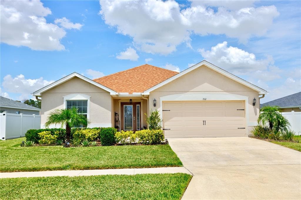7112 GIDEON CIRCLE ZEPHYRHILLS, FL 33541