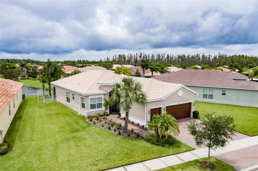 16242 CAPE CORAL DRIVE WIMAUMA, FL 33598