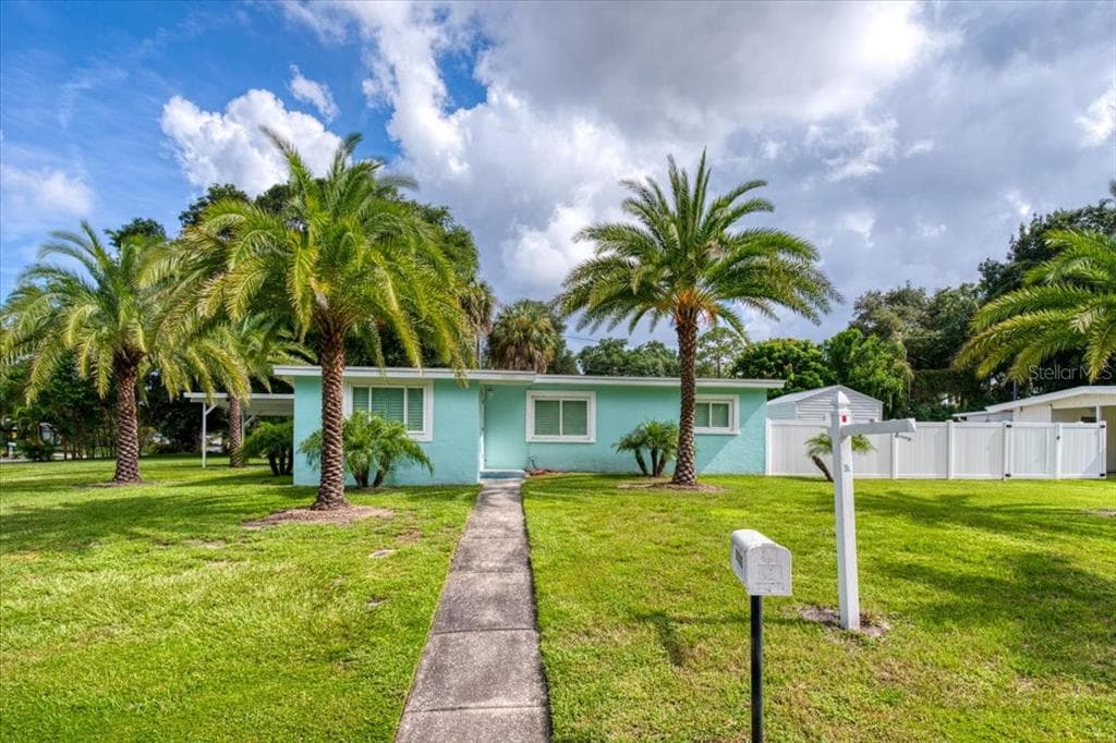 10563 51ST TERRACE N ST PETERSBURG, FL 33708